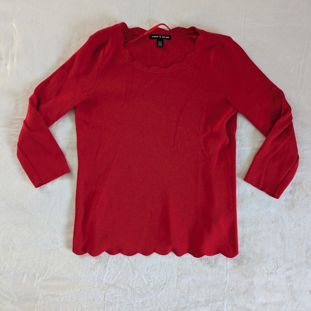 Lightweight Sweater Red Scalloped Neck 3/4 Sleeve Knit Top Sz M Coquette Chic